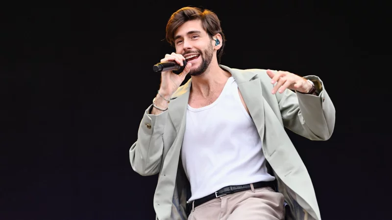 Alvaro Soler gibt sich auf seinem vierten Album persönlich und experimentell. - © Uwe Anspach/dpa