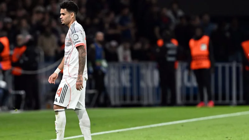 Luis D&iacute;az wurde f&uuml;r drei Spiele gesperrt. (Archivbild) - &copy; Federico Gambarini/dpa