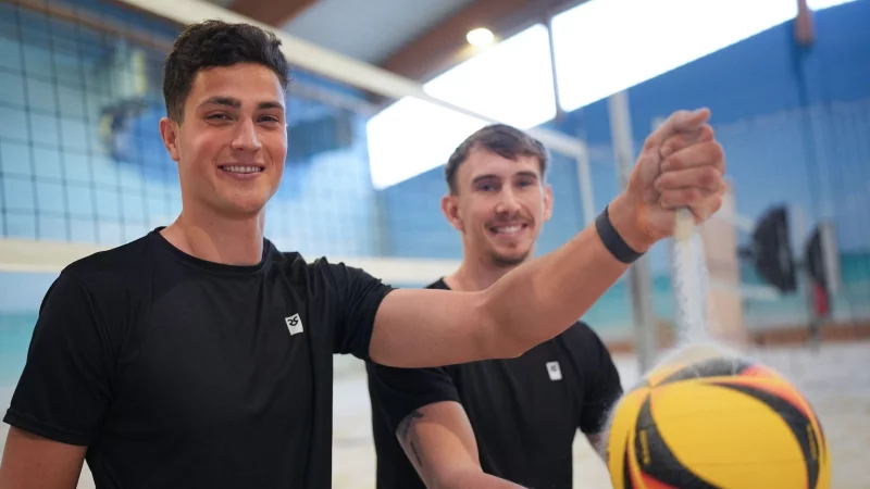 Erwischten guten Start in die WM: Sven Winter (l) und Lukas Pfretzschner. (Archivfoto) - &copy; Marcus Brandt/dpa