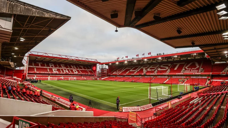 Zu Ehren John Robertsons m&ouml;chte Nottingham Forest eine Trib&uuml;ne umbenennen. - &copy; Alfie Cosgrove/News Images via ZUMA Press Wire/dpa