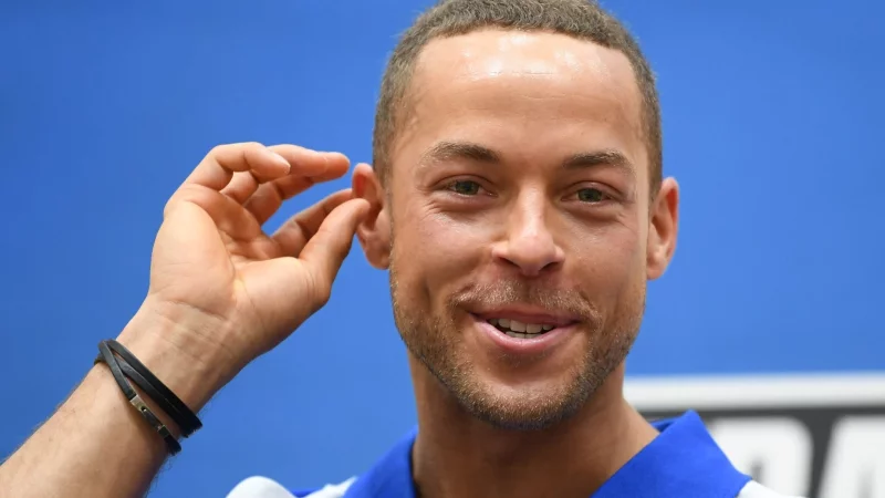 Andrej Mangold, Basketballspieler, darf wieder zurück ins «Promi Big Brother»-Haus. (Archivbild) - © Arne Dedert/dpa