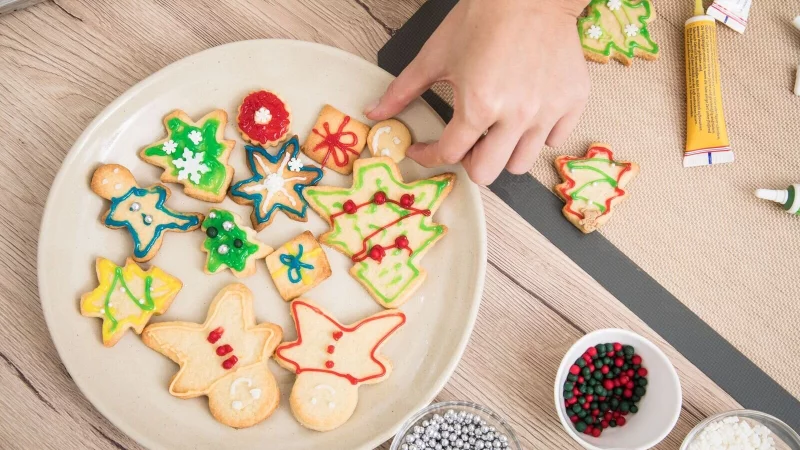Lieber hellgelb statt dunkelbraun: In Lebensmitteln entsteht Acrylamid als Nebenprodukt bei der Bräunungsreaktion. - © Christin Klose/dpa-tmn