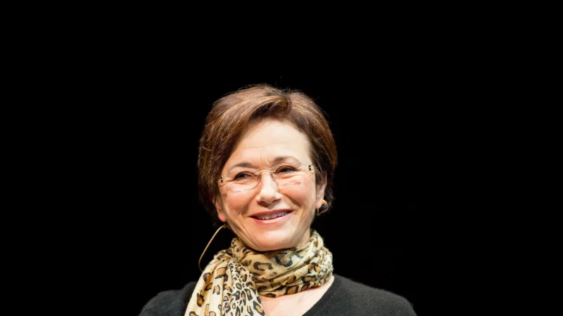 George sieht bei ihren Romanhelden - den britischen Ermittlern Thomas Lynley und Barbara Havers - &laquo;gro&szlig;es Potenzial f&uuml;r k&uuml;nftige F&auml;lle&raquo;. (Archivbild) - &copy; picture alliance / dpa