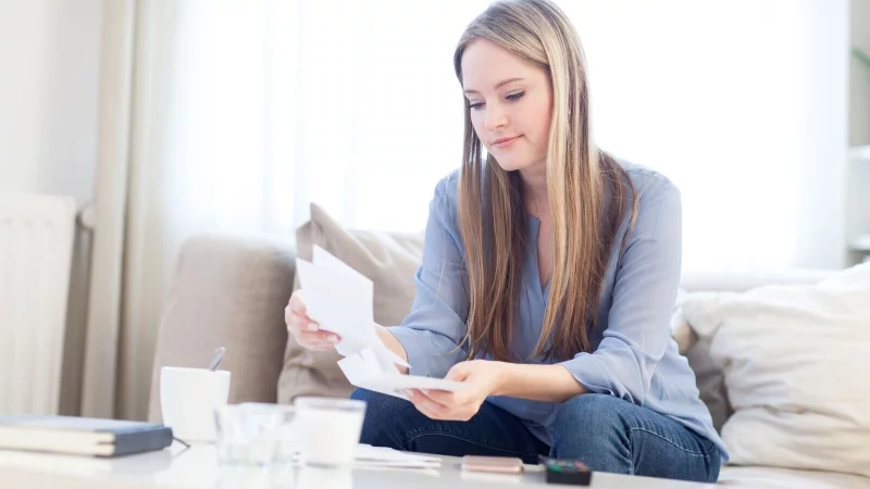 Die Betriebskostenabrechnung muss sp&auml;testens bis 18.00 Uhr am letzten Werktag des Jahres beim Mieter eingegangen sein. - &copy; Christin Klose/dpa-tmn