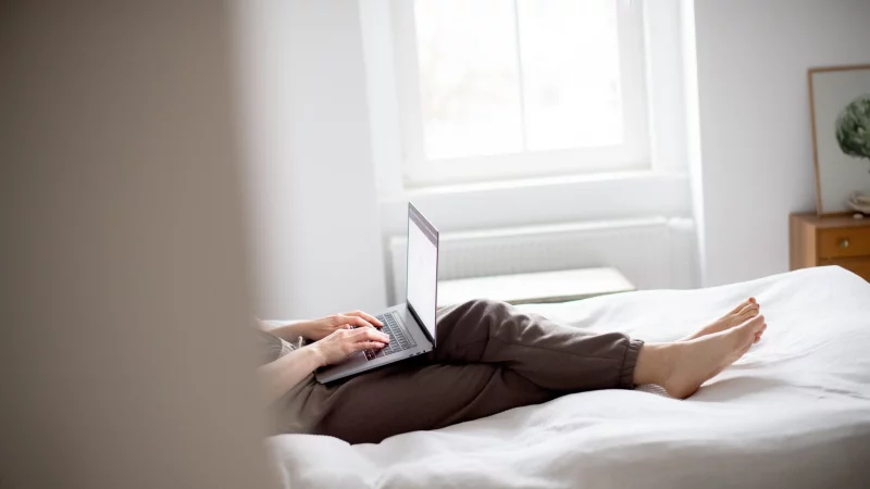 Immer mehr Beh&ouml;rdendienste wie Adress&auml;nderung oder F&uuml;hrungszeugnis sind mittlerweile bequem online verf&uuml;gbar: Der Antrag sollte direkt bei der zust&auml;ndigen Beh&ouml;rde gestellt werden. - &copy; Zacharie Scheurer/dpa-tmn