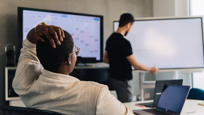 Schon wieder Montag: Dem Wochenstart blicken wir oft mit negativen Gefühlen entgegen. - © Zacharie Scheurer/dpa-tmn