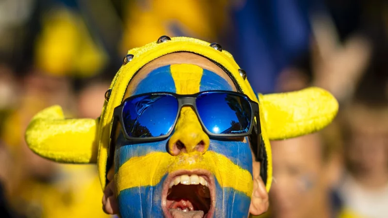 Die Fu&szlig;ballfans in Schweden staunen nicht schlecht: Es gibt einen Sensations-Meister - &copy; Michael Buholzer/KEYSTONE/dpa