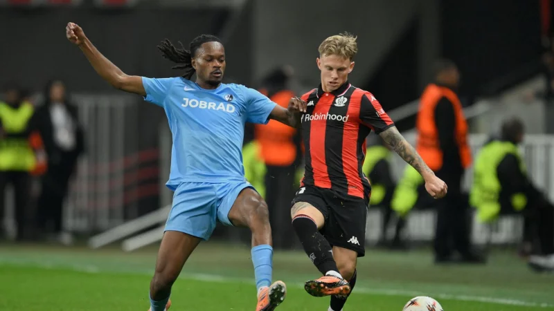 Einer der B&auml;lle im Spiel war nicht richtig aufgepumpt. - &copy; Philippe Magoni/AP/dpa