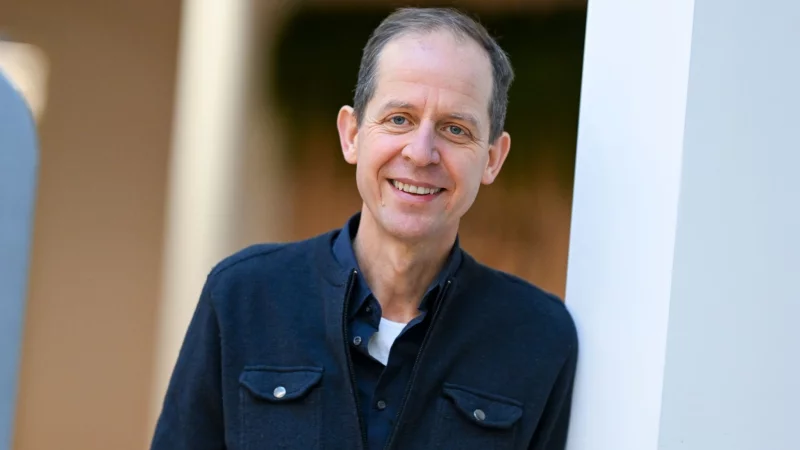 Im neuen Buch von Stephan Sch&auml;fer verarbeitet der ehemalige RTL-Manager, wie ihn eine Blutvergiftung beinahe das Leben kostete. (Archivbild) - &copy; Jens Kalaene/dpa