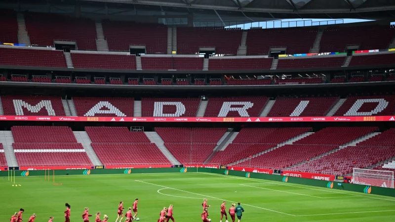 Große Kulisse: Im Metropolitano geht es für das DFB-Team um den ersten Titel seit 2016. - © Sebastian Christoph Gollnow/dpa