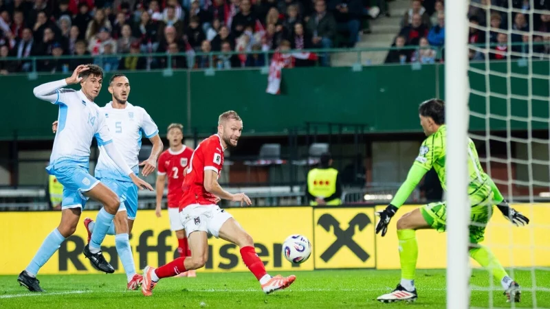 Ein erneutes 0:10 könnte San Marino helfen. - © Georg Hochmuth/APA/dpa