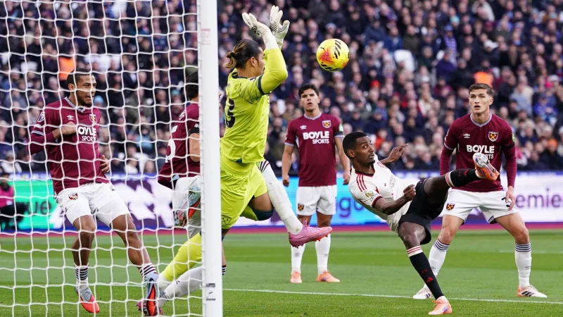 Alexander Isak erzielte beim 2:0-Sieg gegen West Ham seinen ersten Treffer für Liverpool. - © Harvey Murphy/News Images via ZUMA Press Wire/dpa