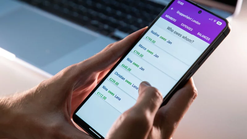 Die große Frage am Ende - etwa einer Reise: Wer schuldet wem wie viel? - © Christin Klose/dpa-tmn