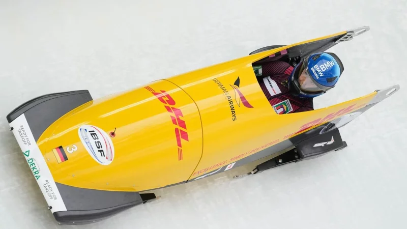 Laura Nolte fährt beim Monobob-Weltcup auf Rang zwei. - © Matthias Schrader/AP/dpa