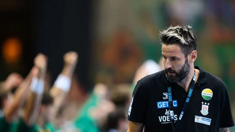 SCM-Trainer Bennet Wiegert - &copy; Hendrik Schmidt/dpa