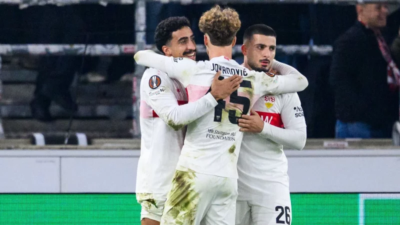 Tiago Tomás jubelt über sein Tor zum 2:0. - © Tom Weller/dpa