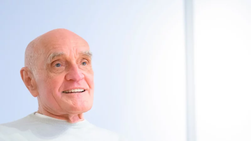 Martin Kind musste sich zwei Operationen unterziehen. - © Julian Stratenschulte/dpa