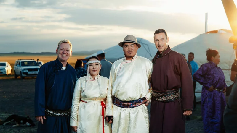 Dolgormaa und Otgonbayar heiraten in der W&uuml;ste Gobi. - &copy; -/ARD/dpa