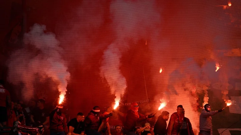 Pyrotechnik ist bei vielen Spielen in den Stadien zu sehen. (Archivbild) - &copy; Anke Waelischmiller/dpa