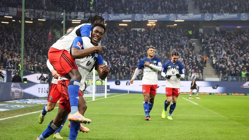 Jubel im Volkspark: Albert Lokonga jubelt nach seinem Treffer zum 1:0. - &copy; Christian Charisius/dpa
