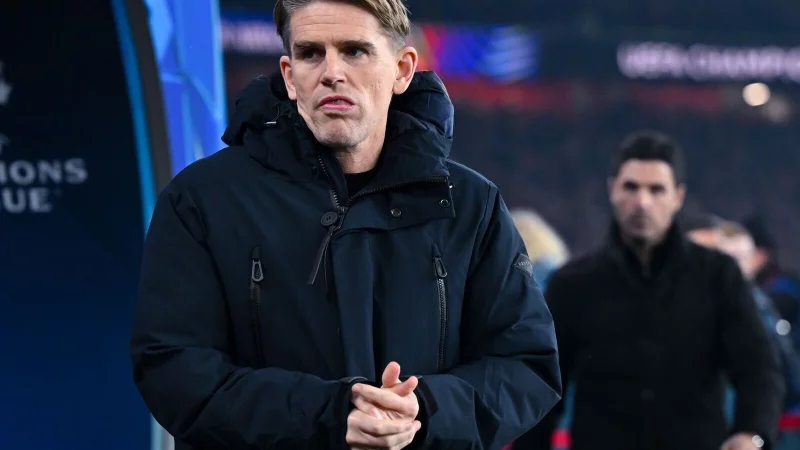 Plant keine Winter-Transfers beim FC Bayern: Sportdirektor Christoph Freund. - © Sven Hoppe/dpa