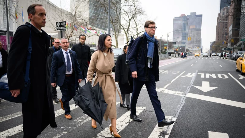 Ex-Au&szlig;enministerin Baerbock - hier 2024 bei einem Besuch in New York - hat ein neues Insta-Video ver&ouml;ffentlicht. (Archivbild) - &copy; Bernd von Jutrczenka/dpa