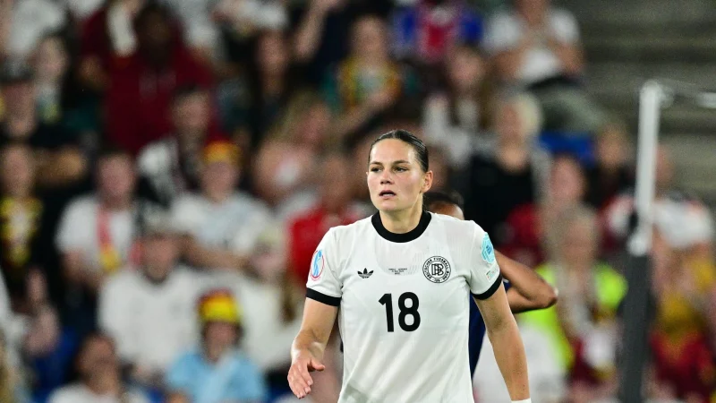 Leipzigs Giovanna Hoffmann k&ouml;nnte das Halbfinale der Nations League verpassen. - &copy; Sebastian Christoph Gollnow/dpa