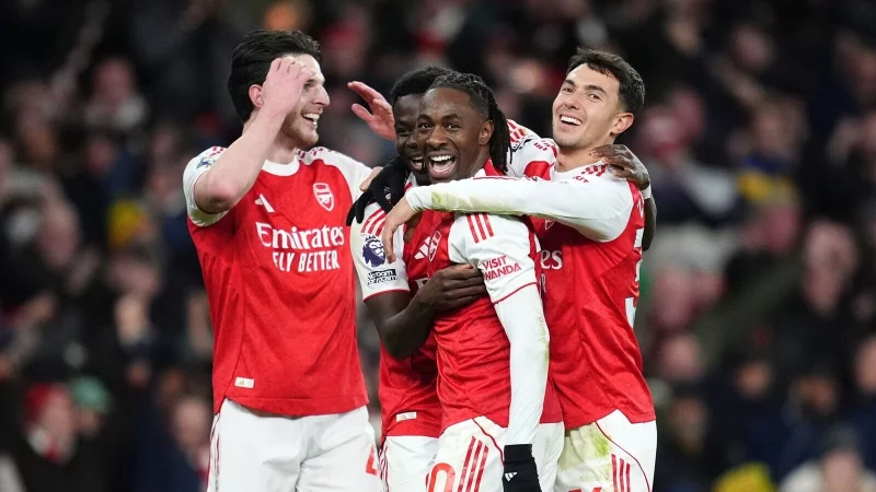 Mann des Spiels: Arsenals Eberechi Eze erzielte im Nord-London-Derby drei Tore. - &copy; Adam Davy/PA Wire/dpa