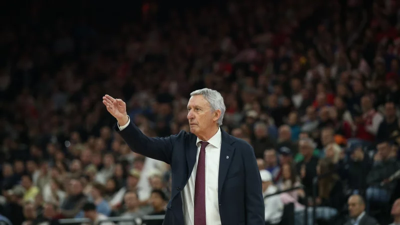 Pesic ist zur&uuml;ck an der Seitenlinie. - &copy; Matthias Stickel/dpa