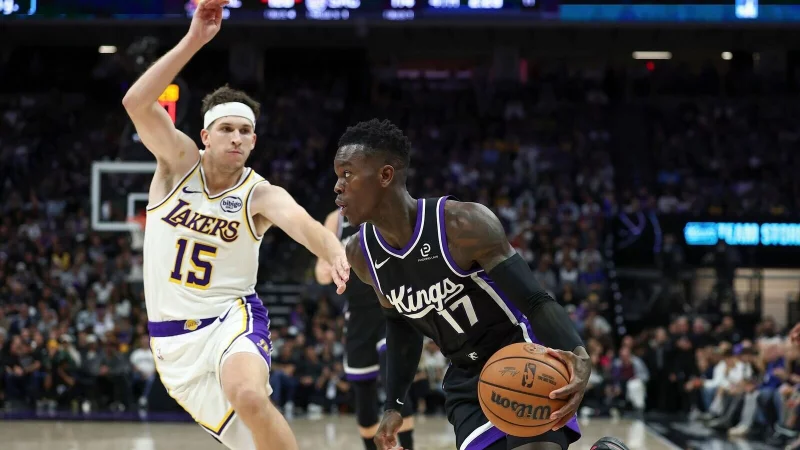 Schr&ouml;der (rechts) ist zuversichtlich f&uuml;r die Saison bei den Sacramento Kings. (Archivfoto) - &copy; Sara Nevis/AP/dpa