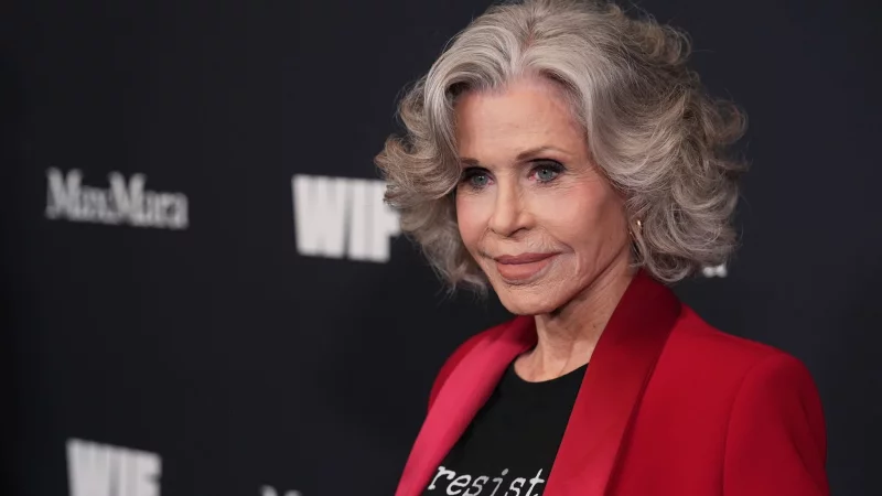 Jane Fonda: &laquo;Das Nachdenken &uuml;ber die Erfahrungen und das Verstehen, was sie bedeuten, bringen Weisheit.&raquo; - &copy; Chris Pizzello/Invision/AP/dpa