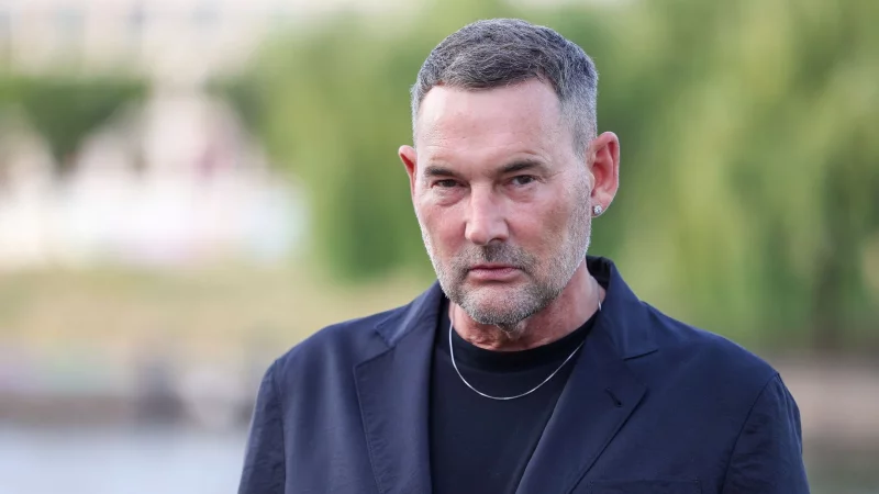 Der Designer Michael Michalsky (58) sagt: &laquo;Es gibt M&auml;nner, die feministische Codes, &Auml;sthetik und Sprache bewusst nutzen &ndash; teils aus &Uuml;berzeugung, teils als soziale oder romantische Strategie oder einfach nur zum Angeben oder um anders zu sein.&raquo; (Archivbild) - &copy; Gerald Matzka/dpa