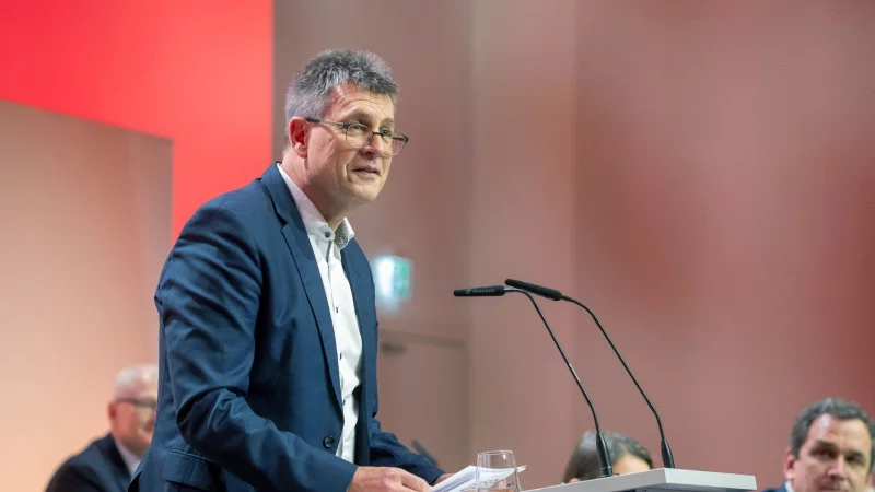 DOSB-Präsident Thomas Weikert ist überzeugt davon, dass eine deutsche Olympia-Bewerbung international gute Erfolgschancen hat. - © Helmut Fricke/dpa