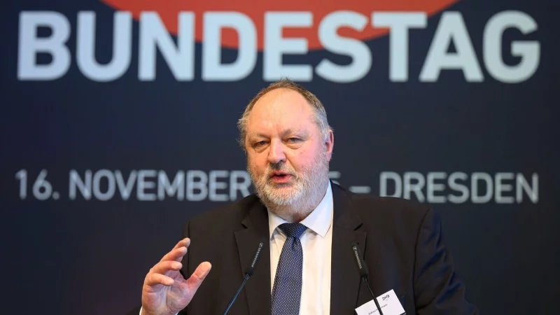 Andreas Michelmann wurde auf dem Bundestag als DHB-Pr&auml;sident wiedergew&auml;hlt. - &copy; Robert Michael/dpa