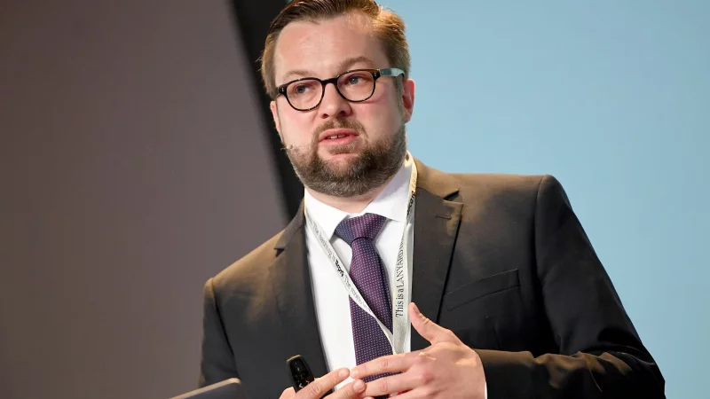 Oliver Nachtwey geht gemeinsam mit Carolin Amlinger der wachsenden Sehnsucht nach autoritärer Herrschaft nach. (Archivbild) - © Britta Pedersen/dpa-Zentralbild/dpa