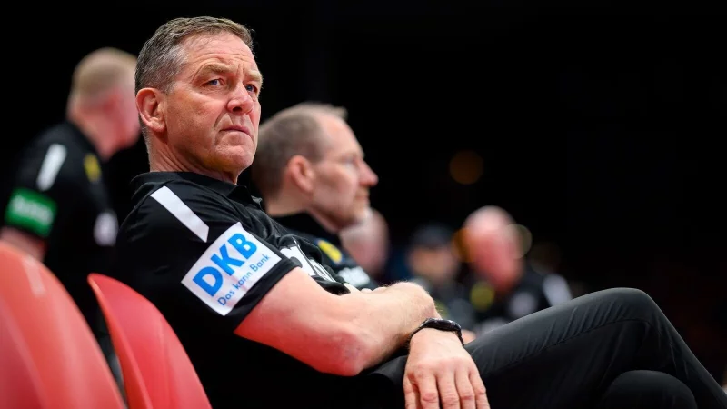 Bundestrainer Alfred Gislason und die deutschen Handballer bestreiten zwei Tests gegen Kroatien. - © Marco Wolf/dpa