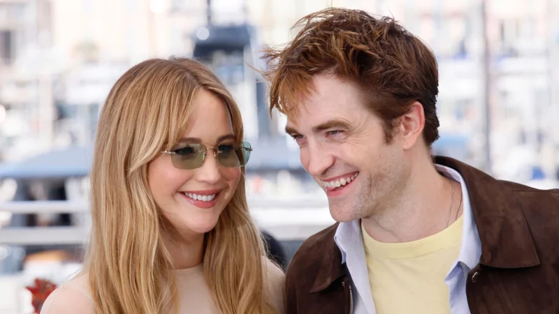 Jennifer Lawrence und Robert Pattinson bei der Premiere des Films in Cannes. (Archivbild) - &copy; Joel C Ryan/Invision/AP/dpa