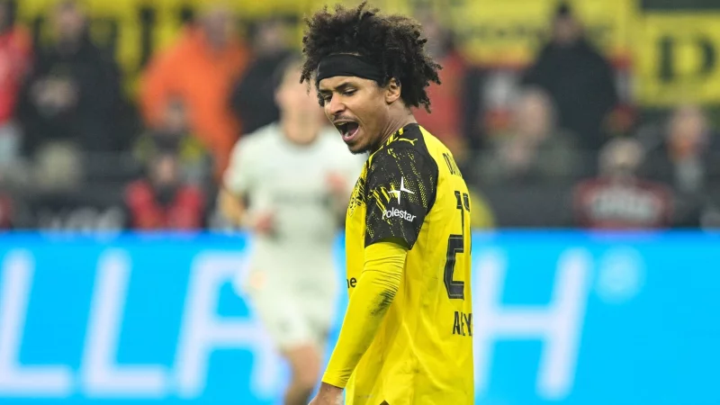 Karim Adeyemi fiel gegen Gladbach negativ auf. - &copy; Bernd Thissen/dpa