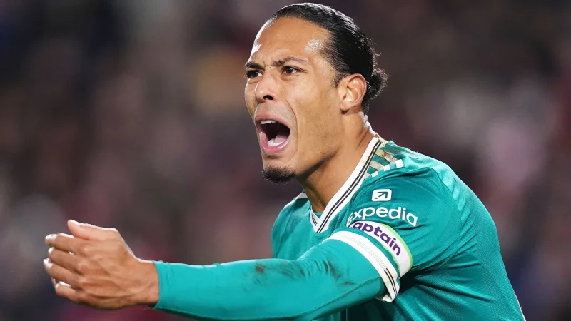 Virgil van Dijk ist bedient. - &copy; John Walton/PA Wire/dpa
