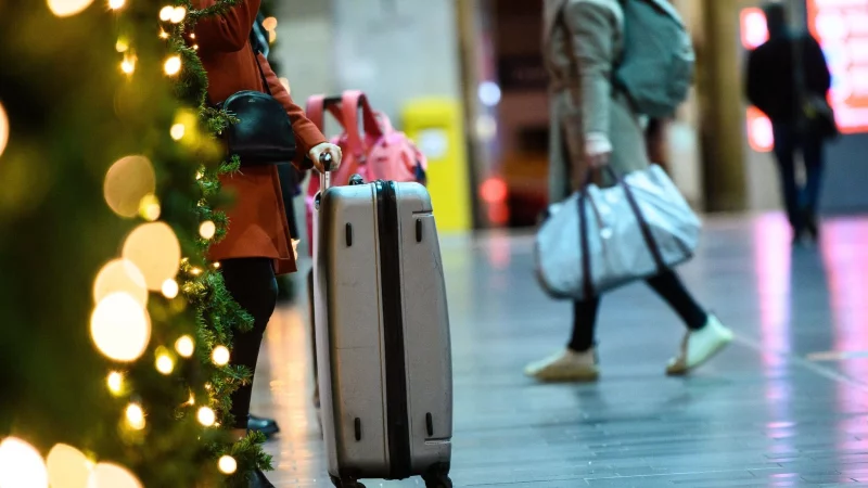 Frühes Buchen, günstige Preise: Vom 17. bis 21. Oktober gibt es für Frühbucher zwölf Prozent Extra-Rabatt auf Online-Tickets. - © Andreas Arnold/dpa/dpa-tmn