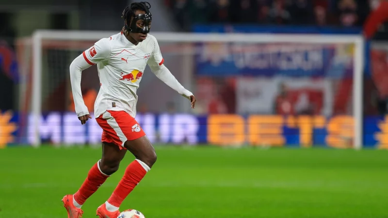 Yan Diomandé von RB Leipzig gelang beim 6:0 gegen Eintracht Frankfurt ein Dreierpack. - © Jan Woitas/dpa