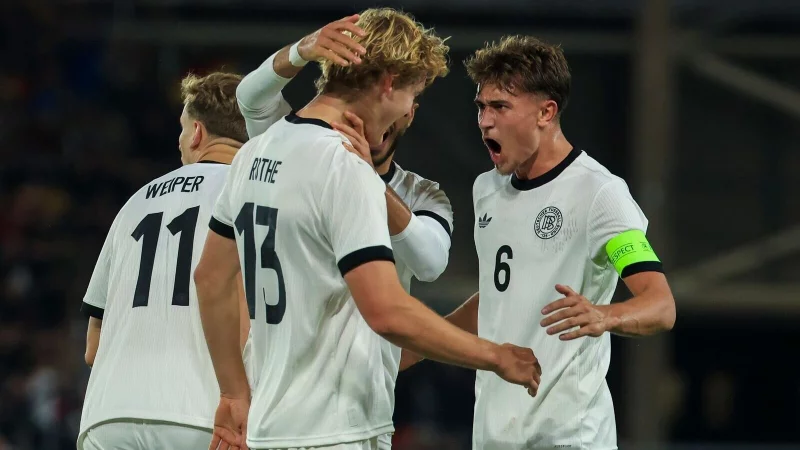 Nach der Pause hatte die deutsche Mannschaft kurz Grund zum Jubeln. - &copy; Jan Woitas/dpa