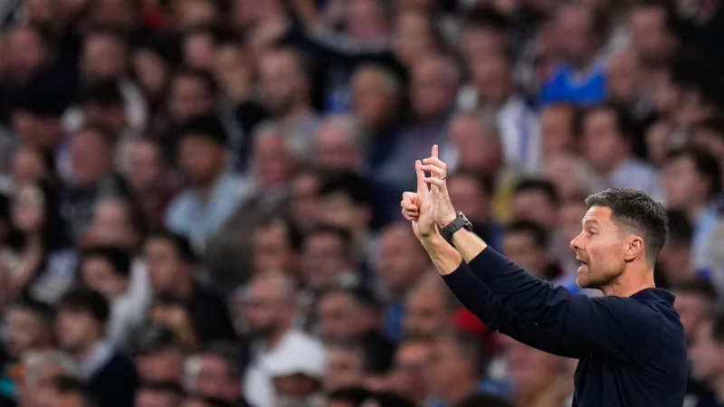 Xabi Alonso erlebte mit Real Madrid einen intensiven Abend - &copy; Manu Fernandez/AP/dpa