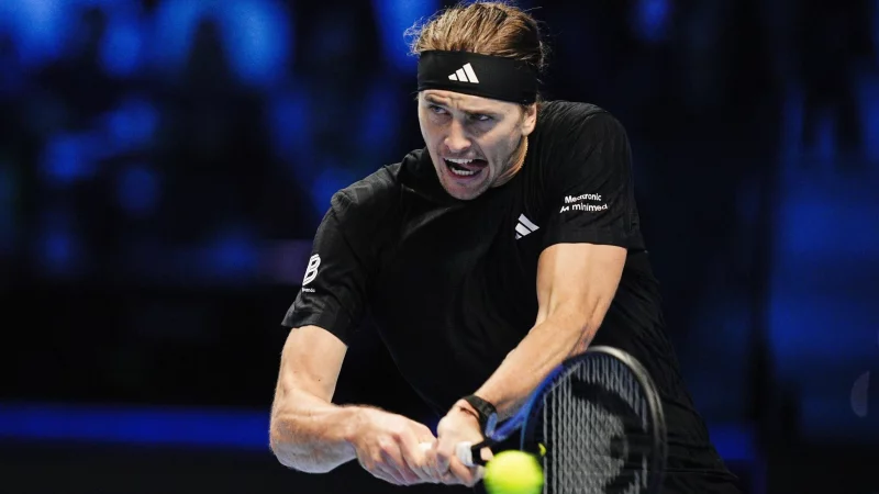 Alexander Zverev tritt nach dem Aus bei den ATP Finals noch bei der Davis-Cup-Endrunde an - &copy; Marco Alpozzi/LaPresse/AP/dpa