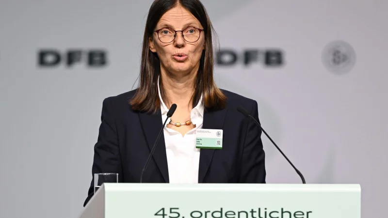 Silke Sinning bleibt Vizepr&auml;sidentin des DFB - &copy; Arne Dedert/dpa