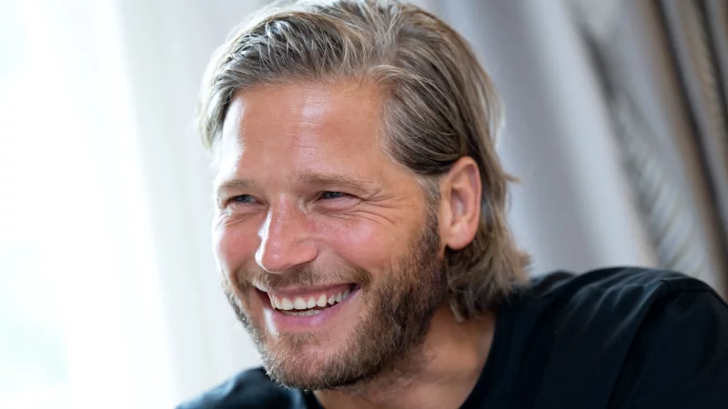 Sebastian Str&ouml;bel freut sich &uuml;ber positive R&uuml;ckmeldungen der &laquo;Bergretter&raquo;-Fans. (Archivbild) - &copy; Sven Hoppe/dpa