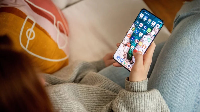 Diensteanbieter m&uuml;ssen in den AGB auff&uuml;hren, welche Handlungen zu einer Account-Sperre f&uuml;hren k&ouml;nnen. - &copy; Zacharie Scheurer/dpa-tmn