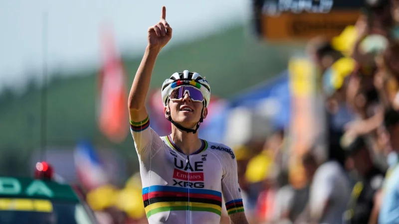 Der Weltmeister war auch bei der EM nicht zu schlagen: Tadej Pogacar. (Archivbild) - &copy; Mosa\\\'ab Elshamy/AP/dpa