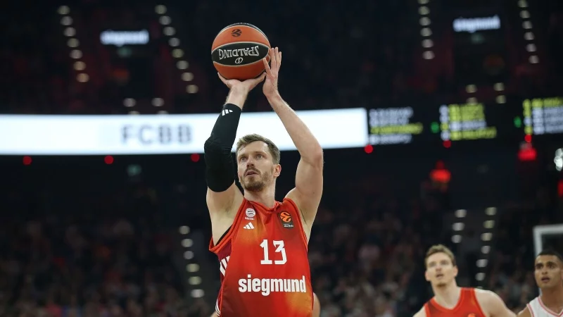 Europameister Andreas Obst kassierte mit den Bayern-Basketballern in der Euroleague die n&auml;chste Niederlage. - &copy; Matthias Stickel/dpa