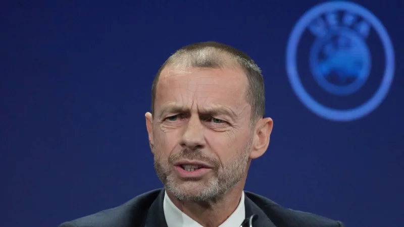 UEFA-Präsident Aleksander Ceferin ist offen für Veränderungen. (Archivbild) - © Darko Vojinovic/AP/dpa